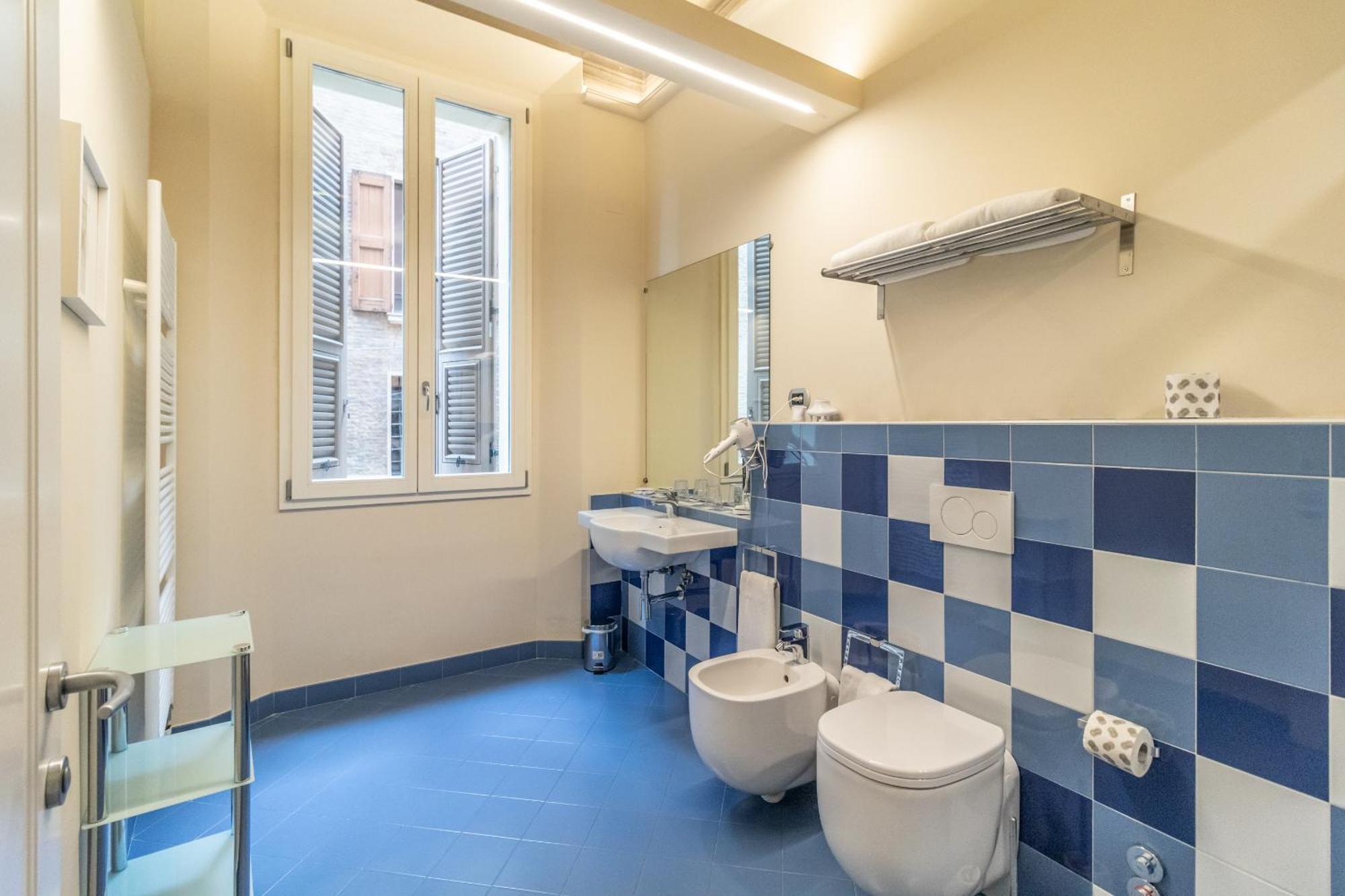 Casa Isolani Luxury Rooms Piazza Maggiore 1 Bologna Kültér fotó