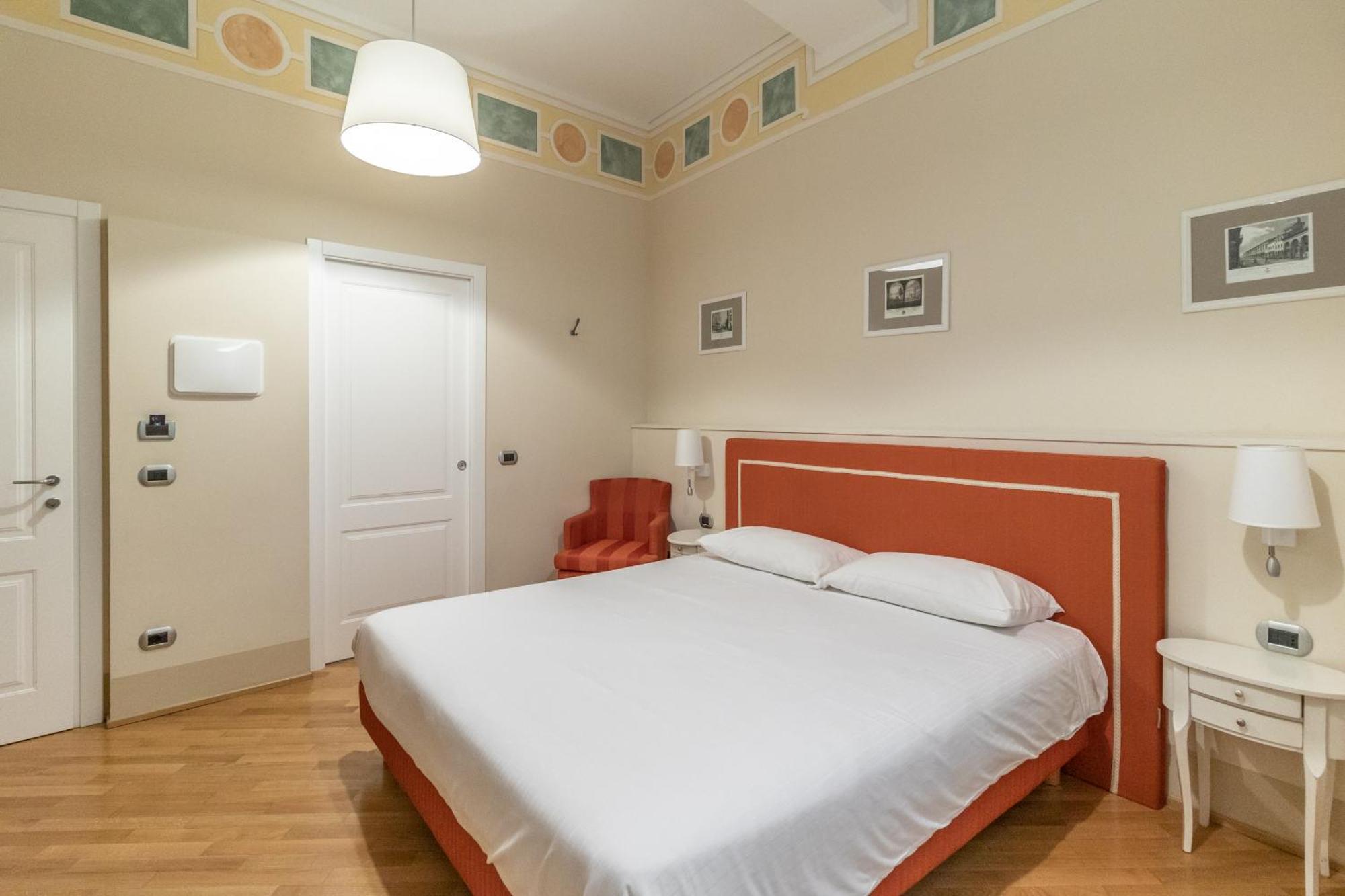 Casa Isolani Luxury Rooms Piazza Maggiore 1 Bologna Kültér fotó