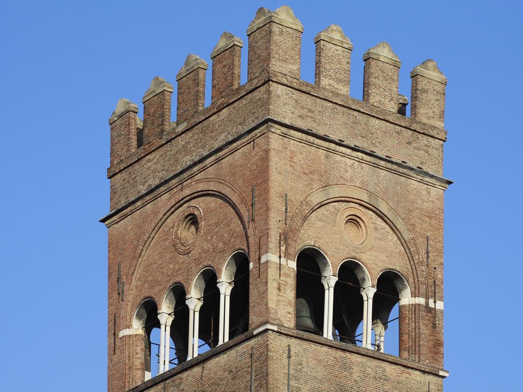 Casa Isolani Luxury Rooms Piazza Maggiore 1 Bologna Kültér fotó